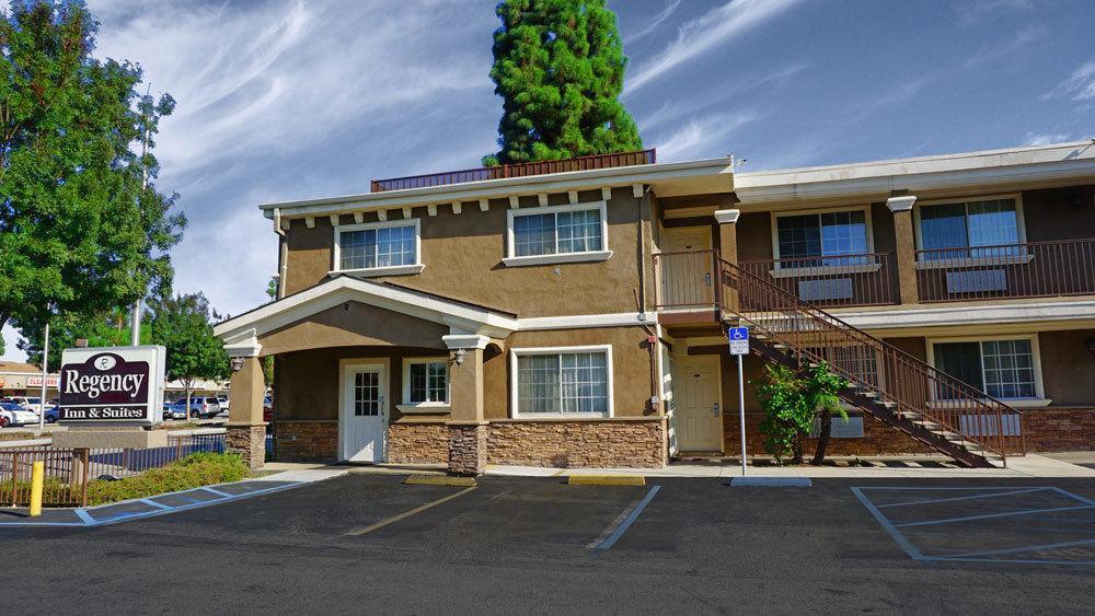 Regency Inn & Suites Downey Buitenkant foto
