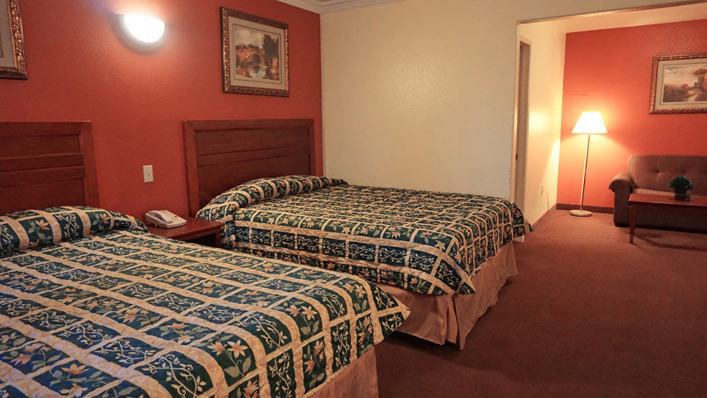 Regency Inn & Suites Downey Buitenkant foto