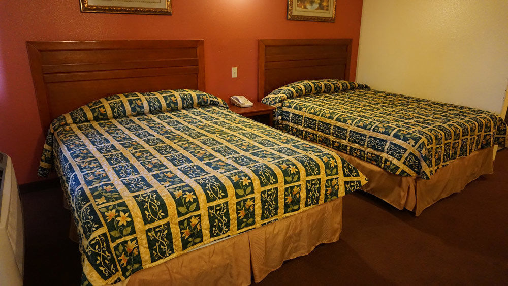 Regency Inn & Suites Downey Buitenkant foto