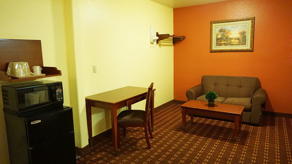 Regency Inn & Suites Downey Buitenkant foto