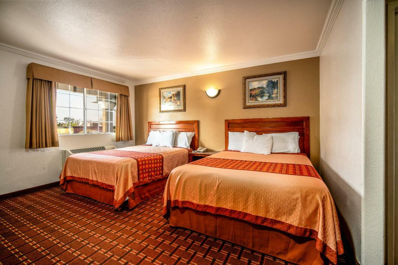 Regency Inn & Suites Downey Buitenkant foto