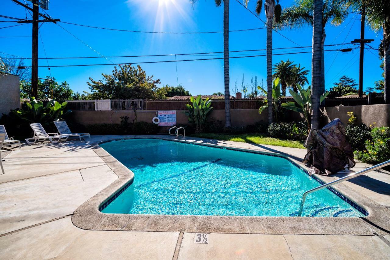 Regency Inn & Suites Downey Buitenkant foto