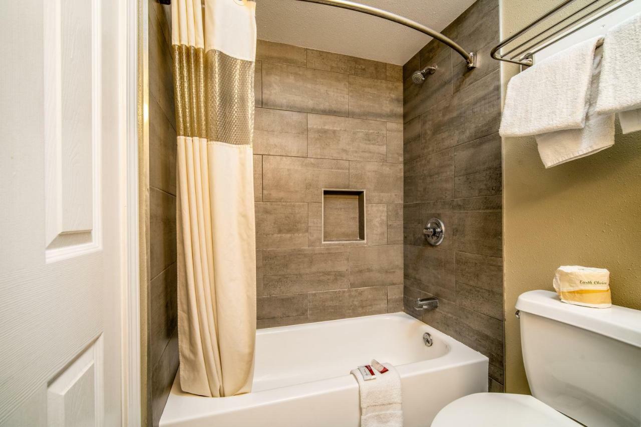 Regency Inn & Suites Downey Buitenkant foto